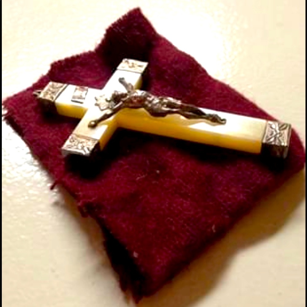 Vintage 1920’s Mother of Pearl & Silver crucifix